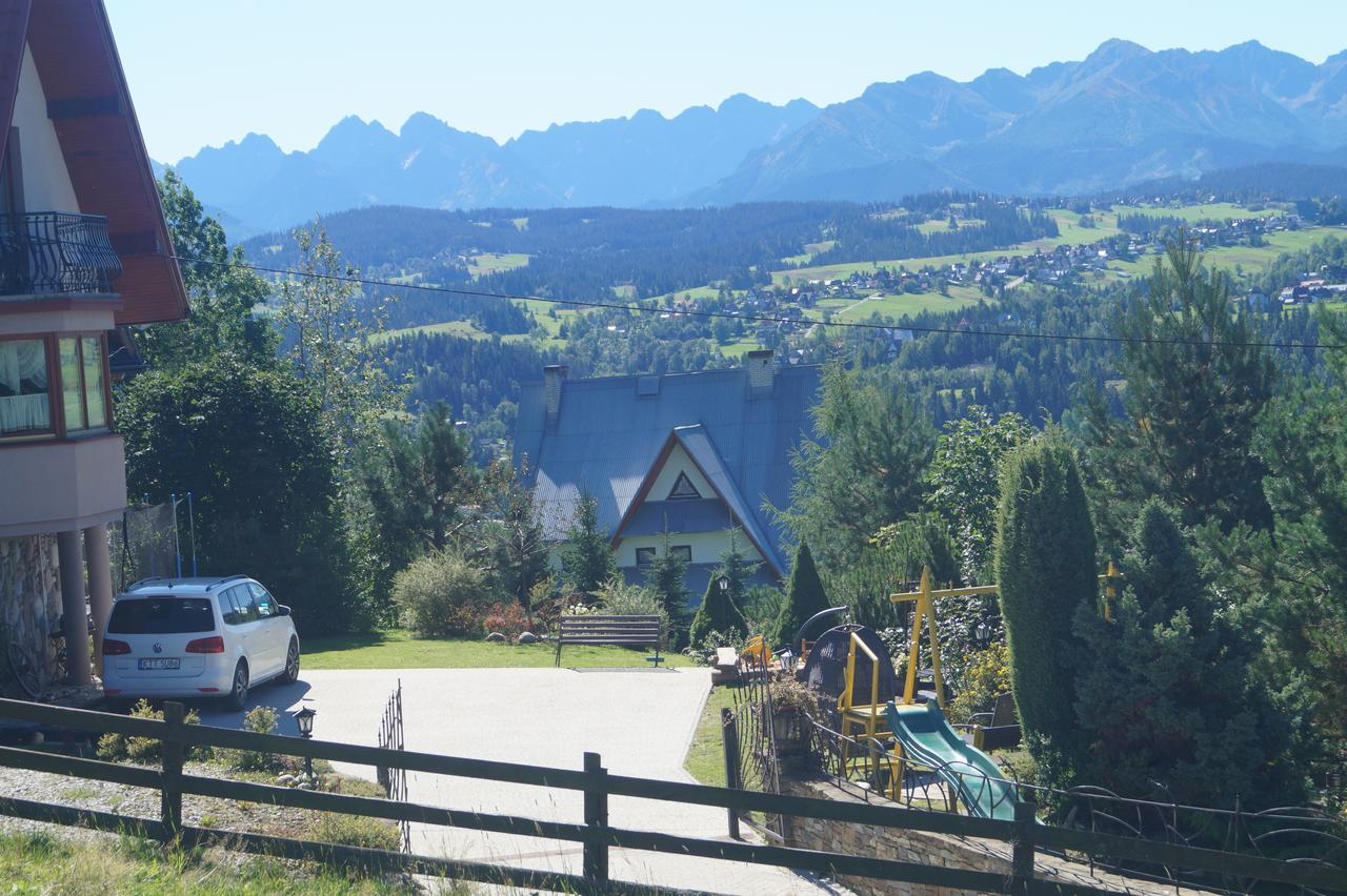 Apartamenty I Pokoje Rodzinne ชาร์นาโกรา ภายนอก รูปภาพ